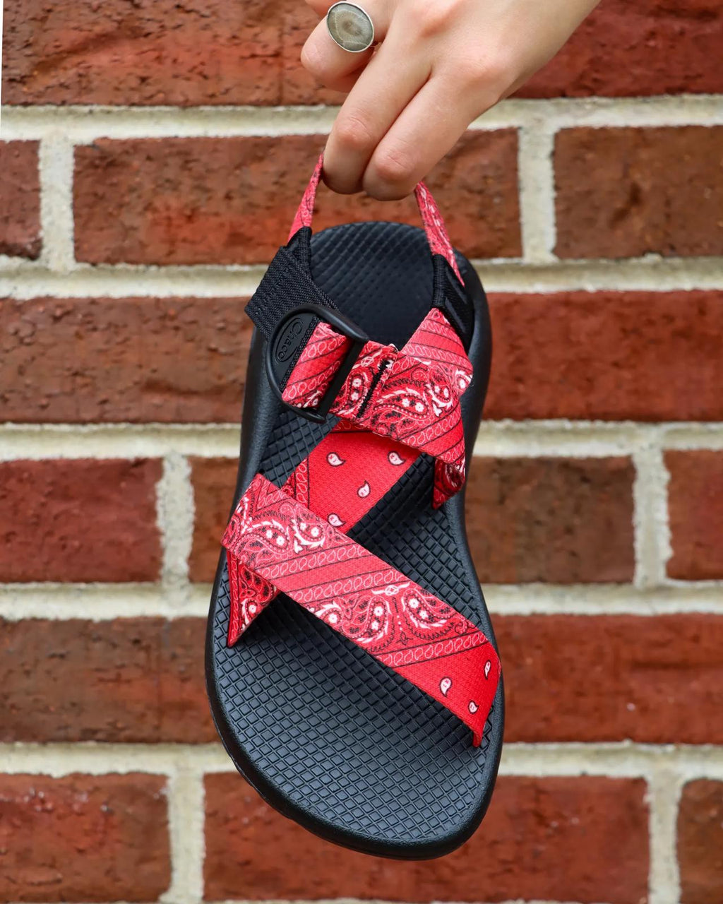 Women's Mega Z/1 Wide-Strap Classic Sandal - Limited Edition - Red Bandana